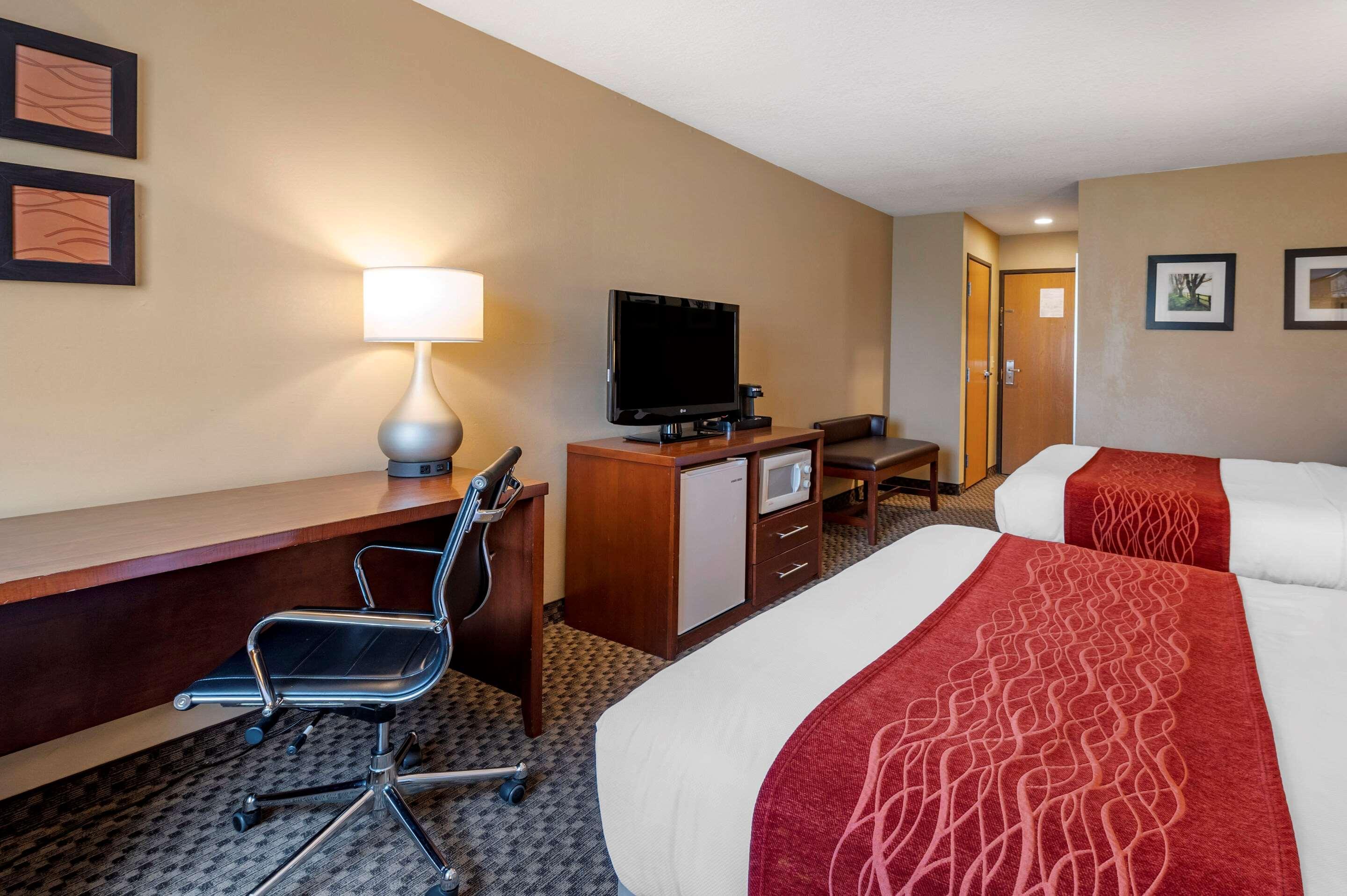 Comfort Inn&Suites Napoleon Eksteriør bilde