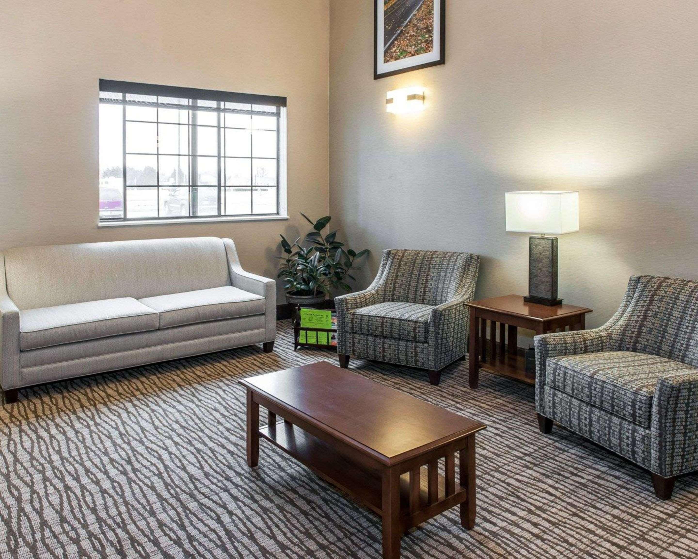 Comfort Inn&Suites Napoleon Eksteriør bilde