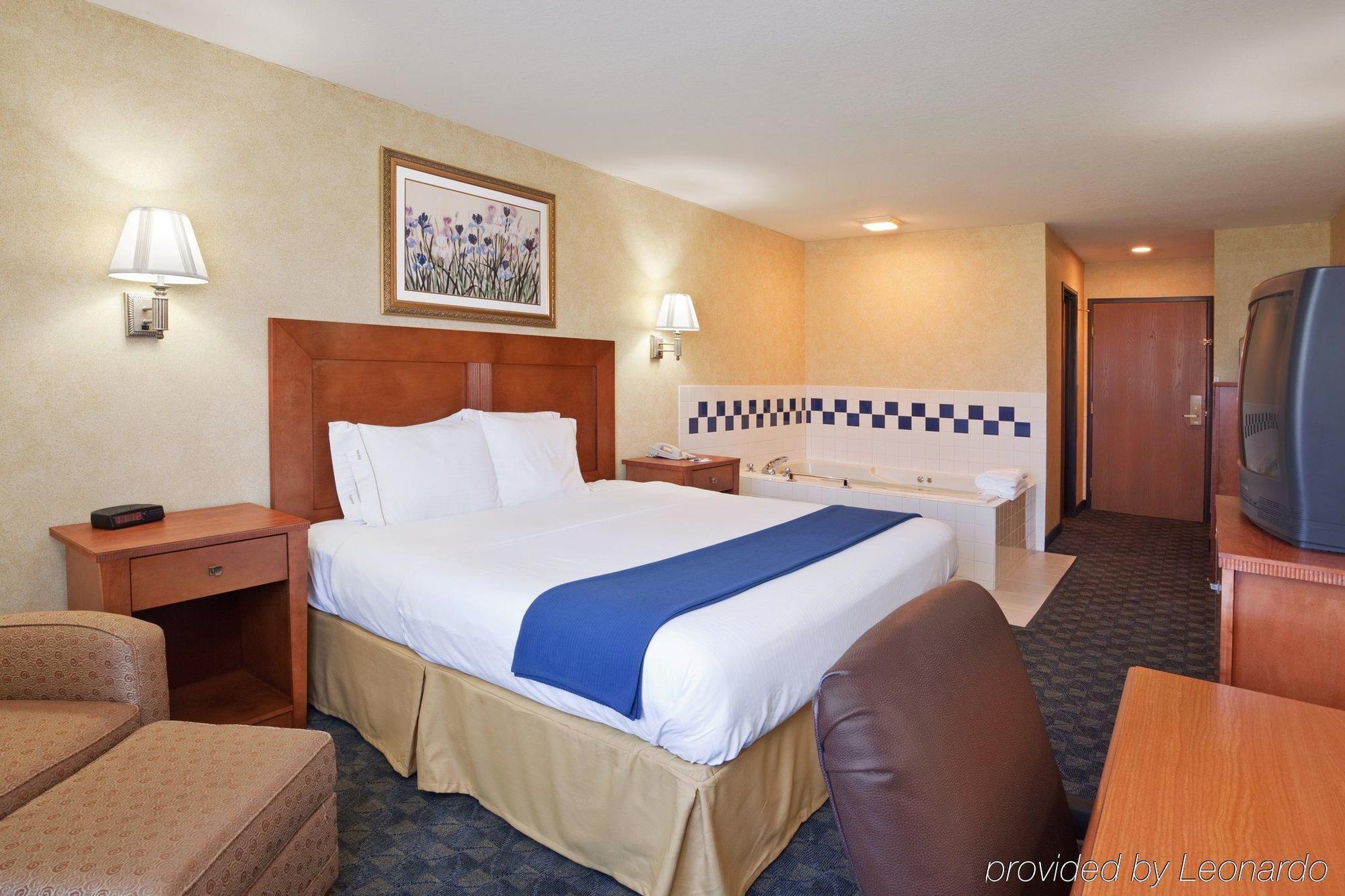 Comfort Inn&Suites Napoleon Rom bilde